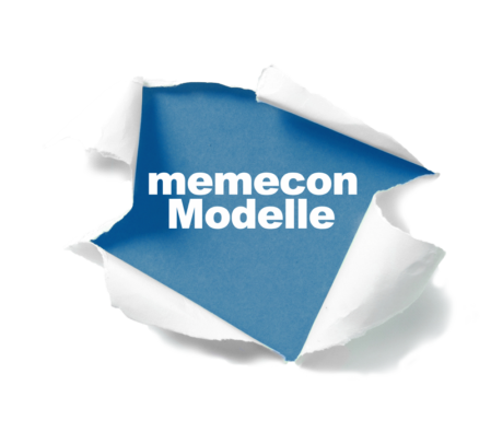 Eingerissene Seite mit den Worten memecon-Modelle.<br />©memephoto